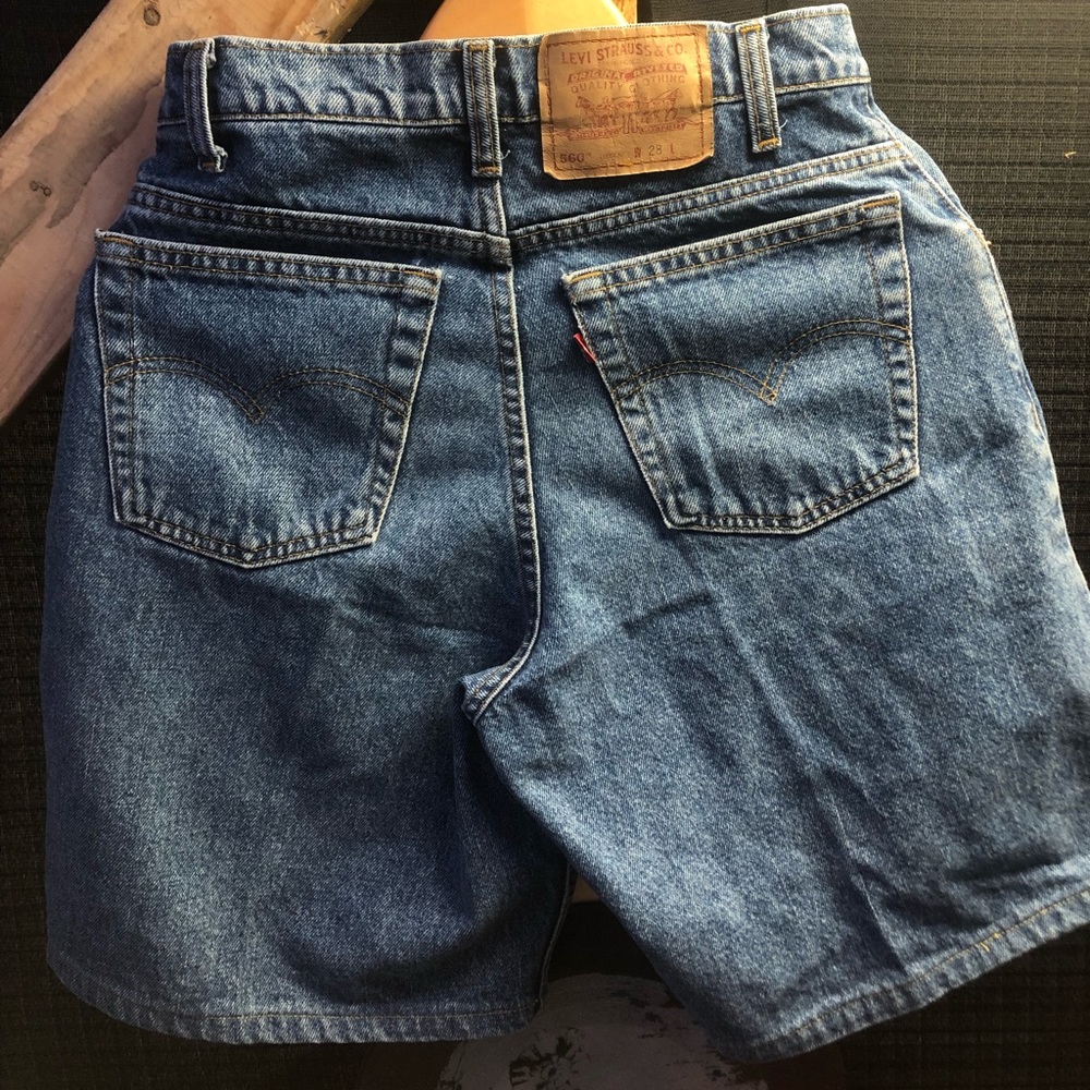 90’s Vintage Levi 560 Jean Shorts